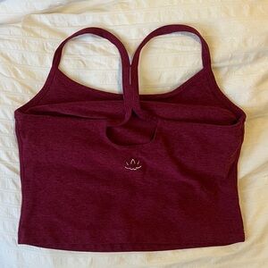 Beyond Yoga Spacedye Slim Racerback Cropped Tank
Bordeaux Heather / M